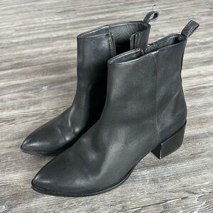 Thursday Boot co, The Tempo, size 9